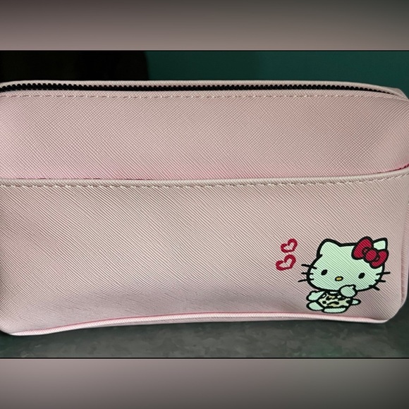 NWT Hello Kitty Gift set includes all items shown and necklace and earrings!! - Picture 6 of 11